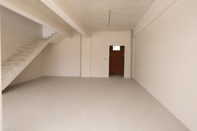 Interior 2