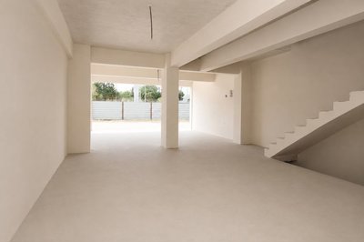 Interior 3