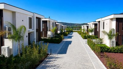 Exterior 10