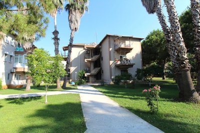 Exterior 5