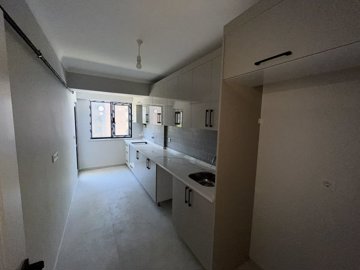 Interior 5
