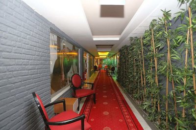 Exterior 9