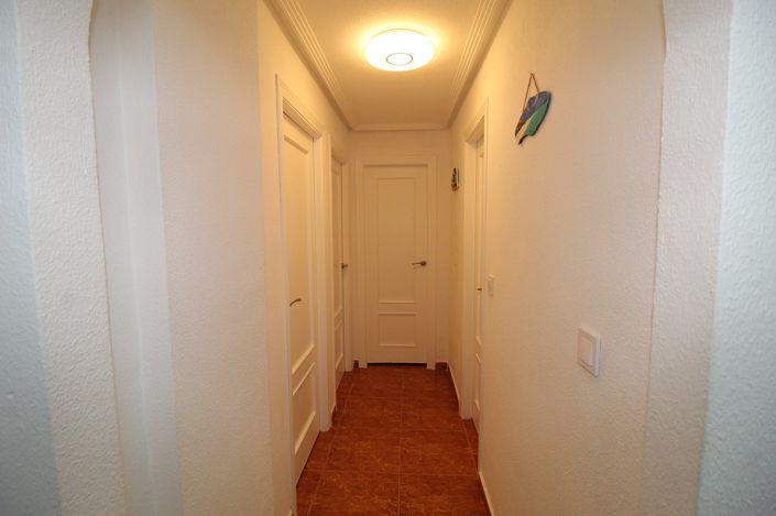 Image No.8-3 Bed Apartment for sale