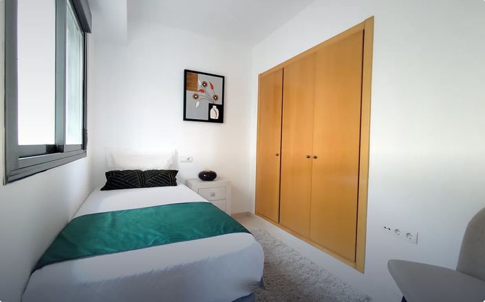 Image No.19-2 Bed Apartment for sale