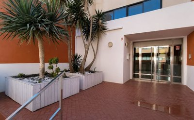 Exterior 5