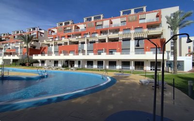 Exterior 4