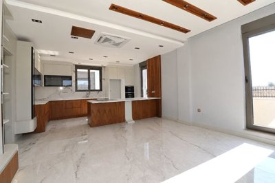 Interior 2