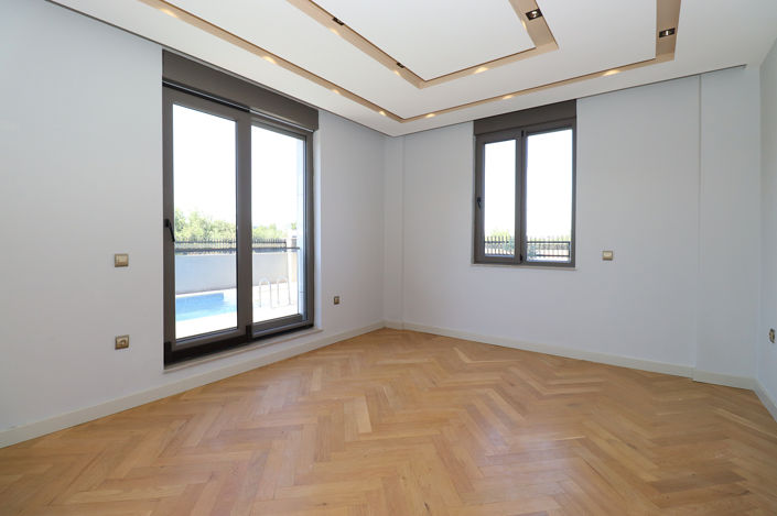 Image No.23-4 Bed House/Villa for sale