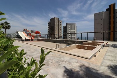 Exterior 8