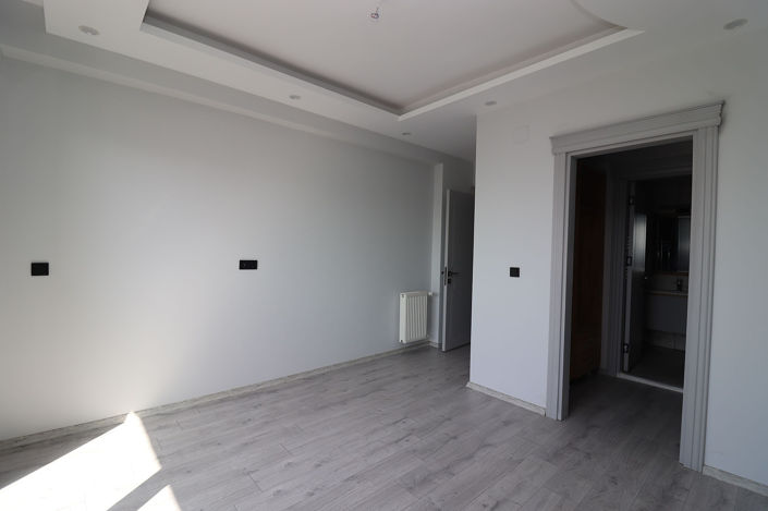 Image No.22-2 Bed Apartment for sale