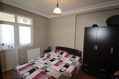 Interior 8
