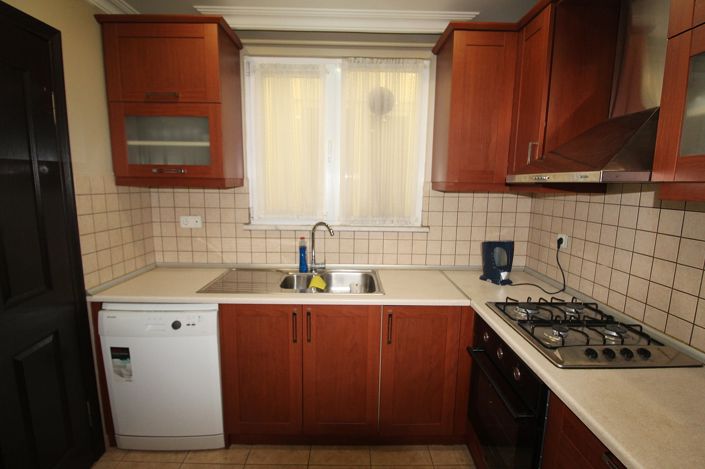 Image No.8-3 Bed Apartment for sale