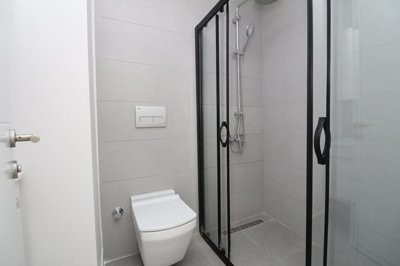 Interior 4