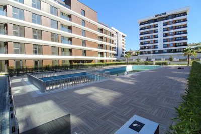 Exterior 6