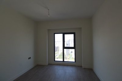 Interior 7