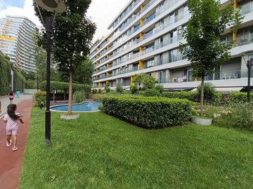 Exterior 5