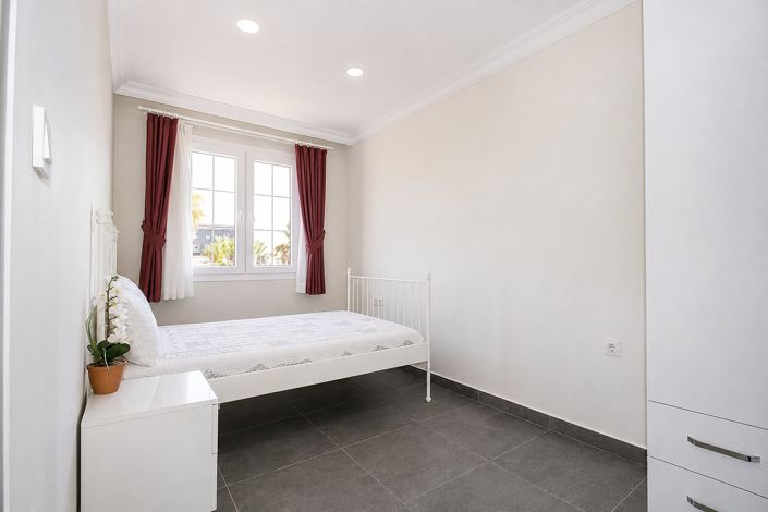 Image No.24-5 Bed House/Villa for sale