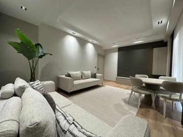 Interior 2