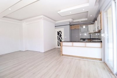 Interior 3