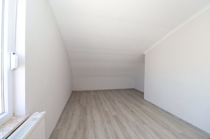 Image No.17-4 Bed Apartment for sale