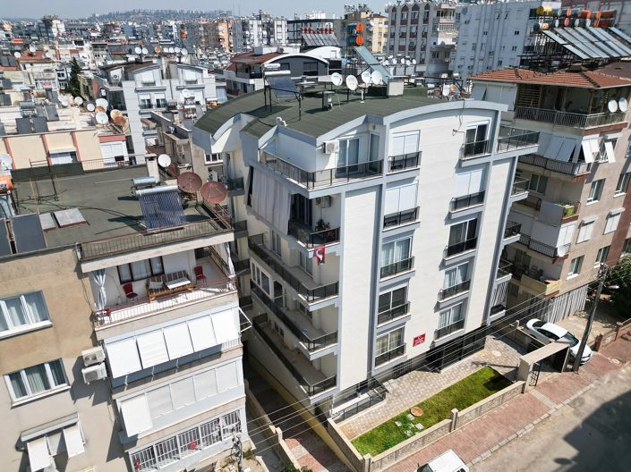 Image No.4-4 Bed Apartment for sale