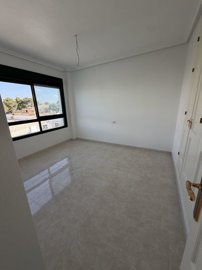 Interior 4