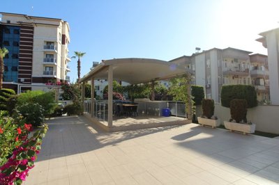 Exterior 8