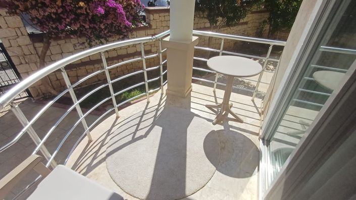 Image No.23-4 Bed Apartment for sale