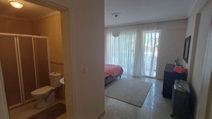 Image No.9-4 Bed Apartment for sale