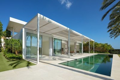 Exterior 1