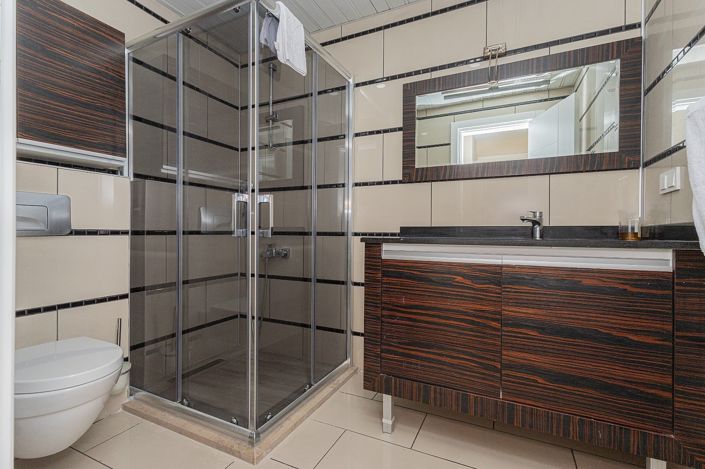 Image No.37-4 Bed Apartment for sale
