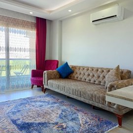 Interior 4