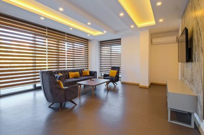 Exterior 11