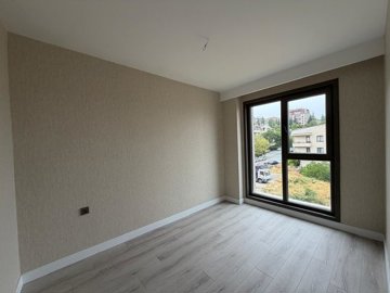 Interior 6