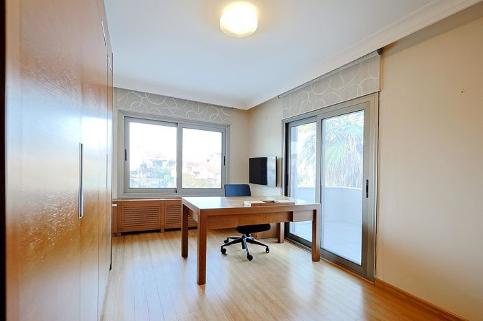 Image No.23-5 Bed House/Villa for sale