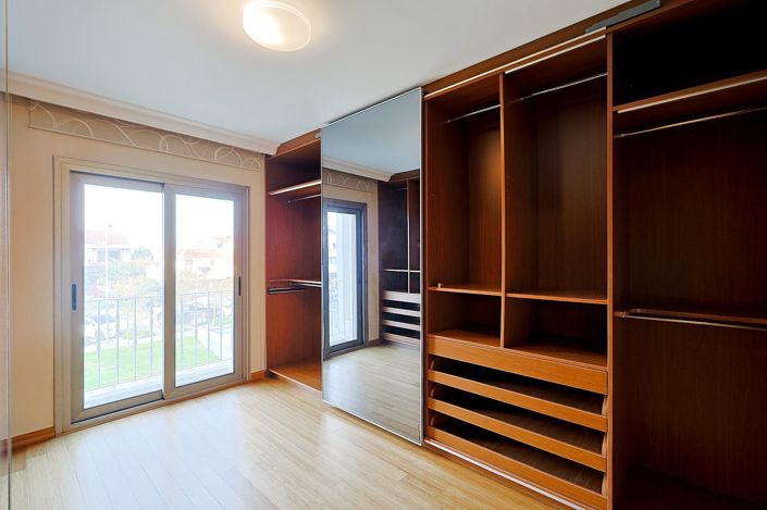 Image No.28-5 Bed House/Villa for sale