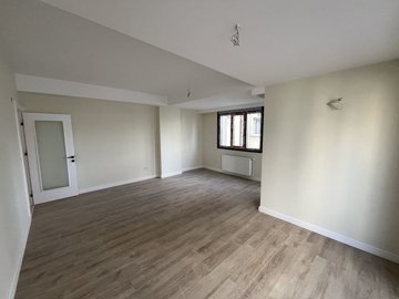 Interior 3