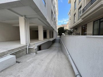 Exterior 4