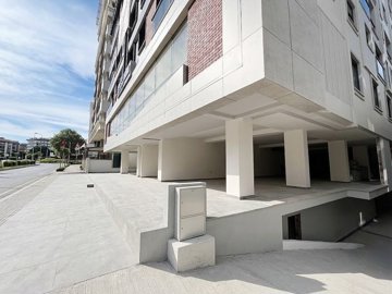 Exterior 5