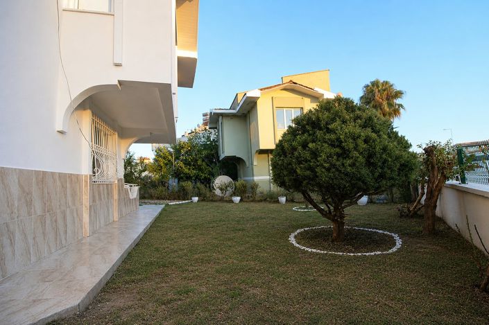 Image No.4-4 Bed House/Villa for sale