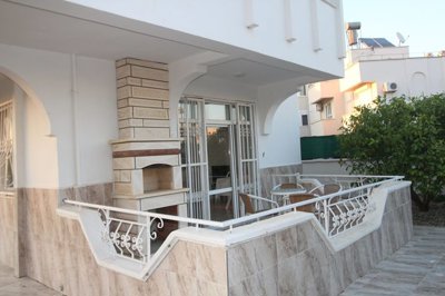 Exterior 6