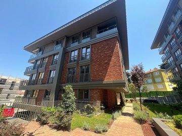 Exterior 6