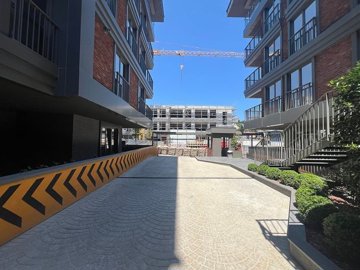 Exterior 7
