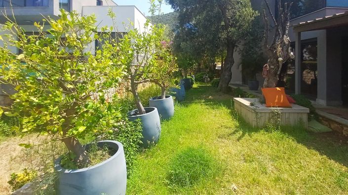 Image No.13-5 Bed House/Villa for sale