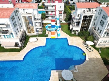 Exterior 3