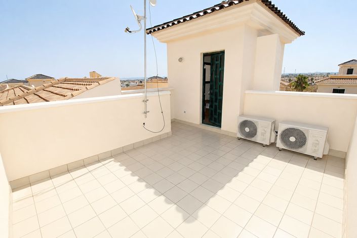 Image No.10-3 Bed House/Villa for sale