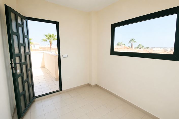Image No.11-3 Bed House/Villa for sale