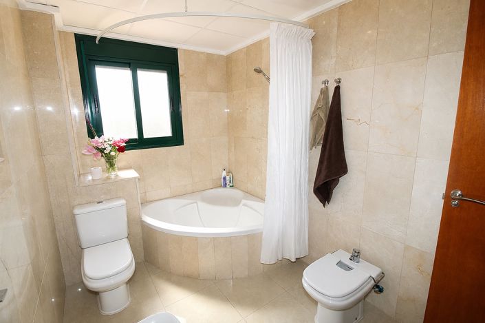 Image No.30-3 Bed House/Villa for sale