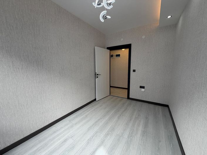 Image No.13-2 Bed Apartment for sale