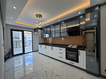 Interior 4